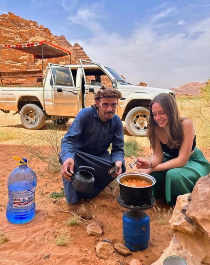 Moon City With Jeep Trips 瓦迪拉姆 外观 照片